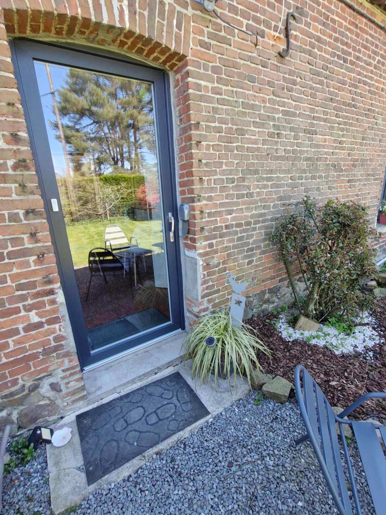 Bienvenue du côté de chez nous Apartamento Wignehies Exterior foto